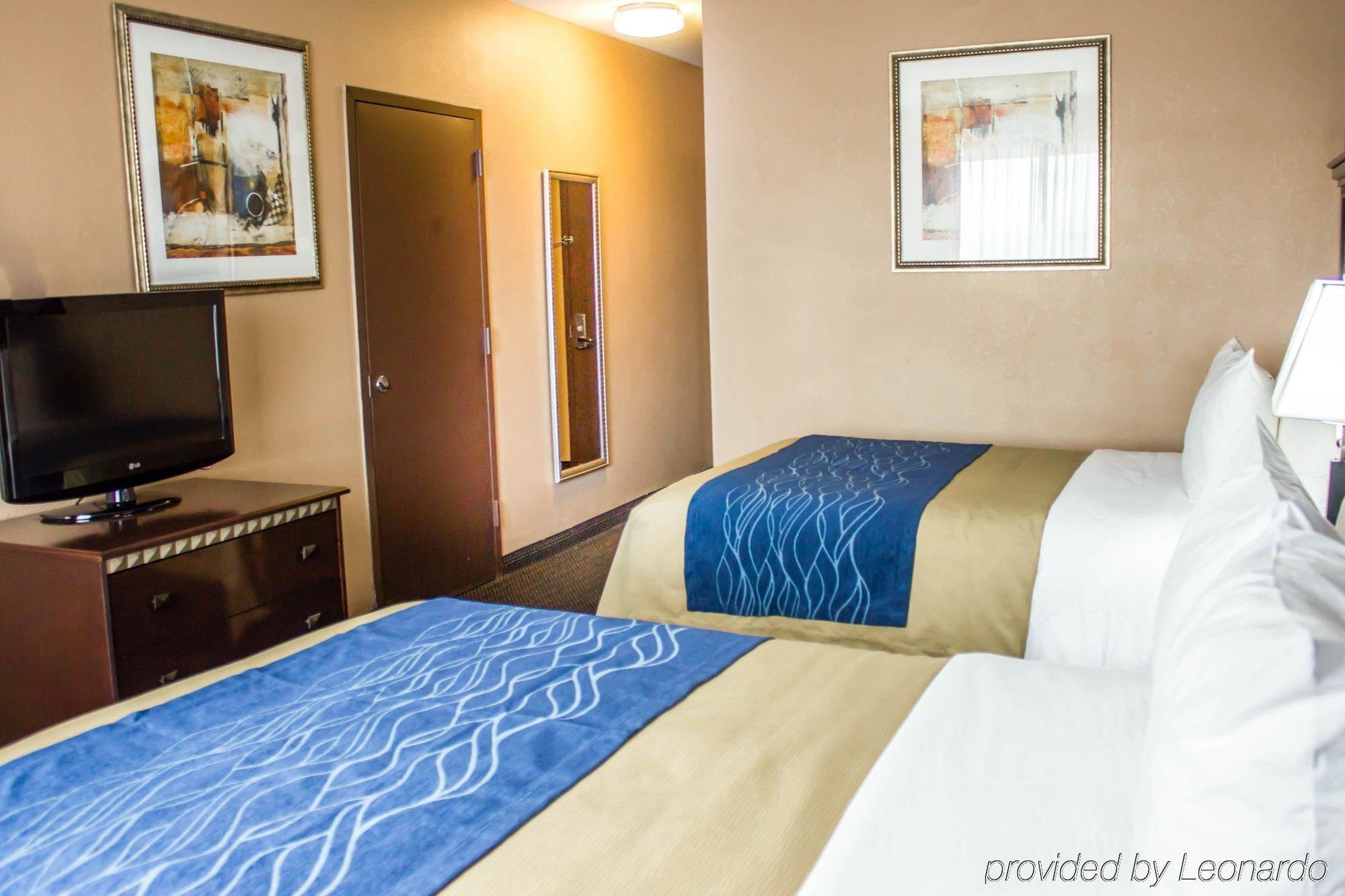 Travelodge By Wyndham Queens Ню Йорк Екстериор снимка
